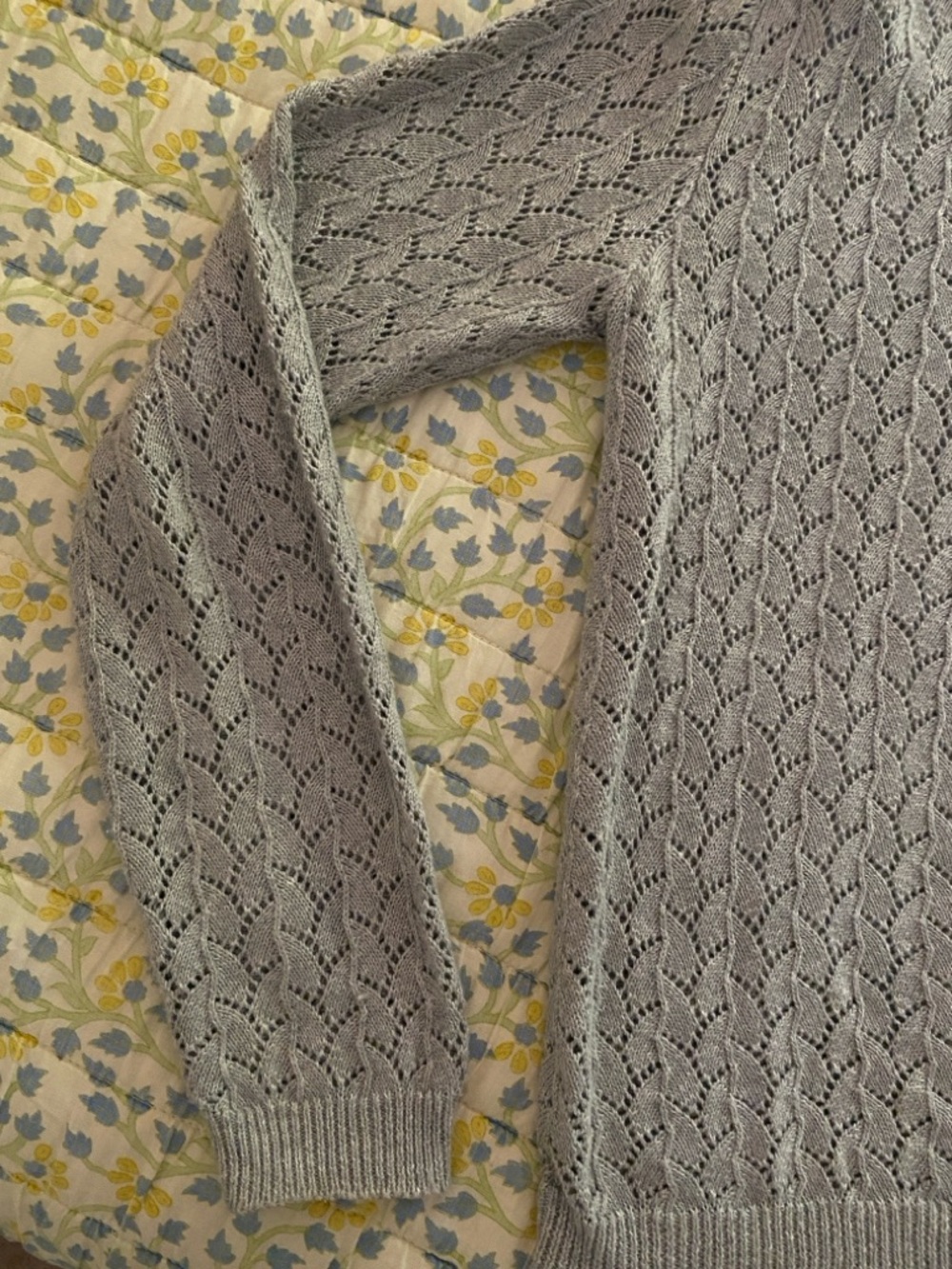 GAP - Light Gray Knit Button Cardigan - Picture 4 of 8